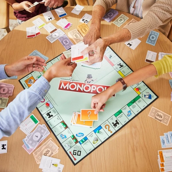 Hasbro Monopoly Classic, Brettspiel – Bild 4