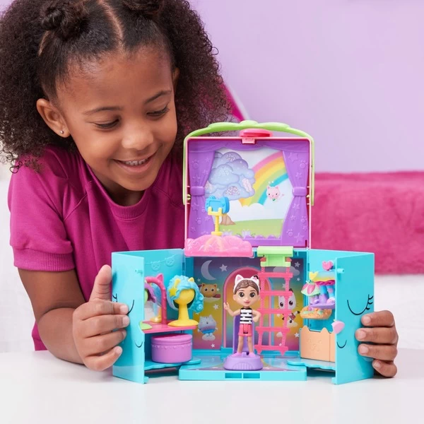 Spin Master Gabby's Dollhouse - Rainbow Closet, Kulisse – Bild 7